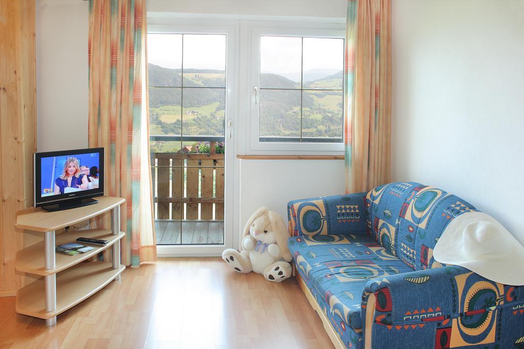 Residence St Konstantin Fiè Стая снимка
